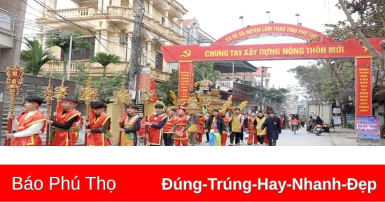 Lễ rước “Lúa thần” xã Tứ Xã