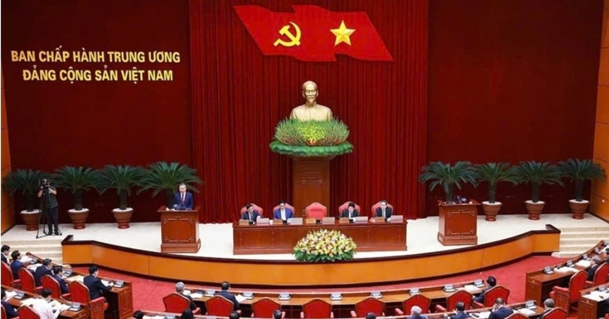 The Politburo requested to temporarily suspend the organization of party congresses at commune and district levels.