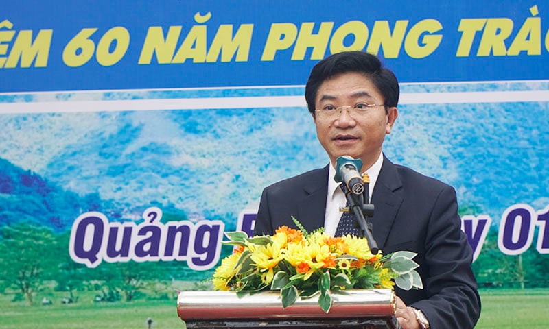 Le camarade Truong An Ninh, chef du Département de la propagande et de la mobilisation de masse du Comité provincial du Parti, a pris la parole lors de la cérémonie.