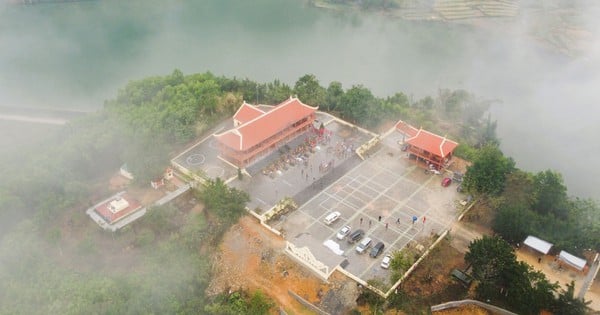 Le temple unique à neuf chambres abrite 9 buffles agenouillés devant le temple