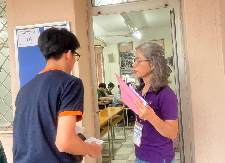 Candidats passant l'examen de 10e année du lycée spécialisé en langues étrangères en 2024.