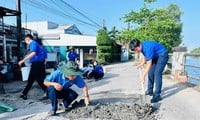 Месяц молодежи в Бенче, Бакльеу, Камау: более 5 миллиардов донгов на общественные проекты