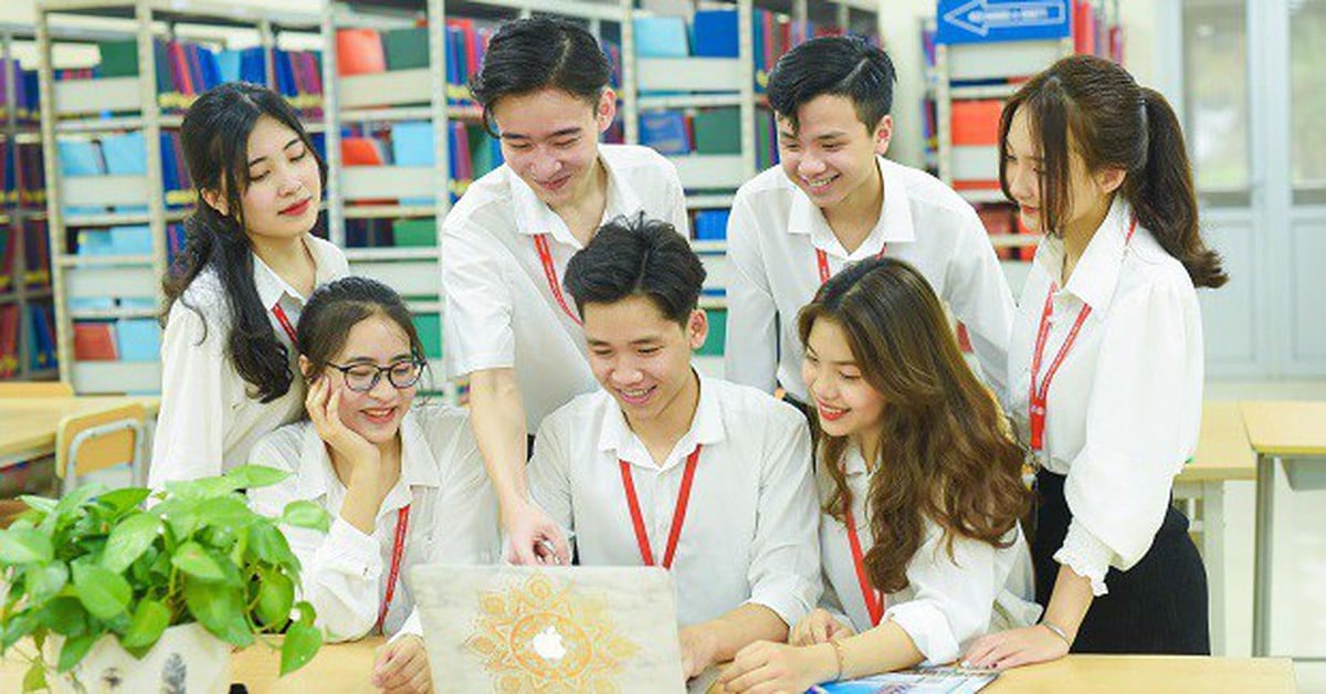 Hanoi Pedagogical University 2 has additional Middle School & High School