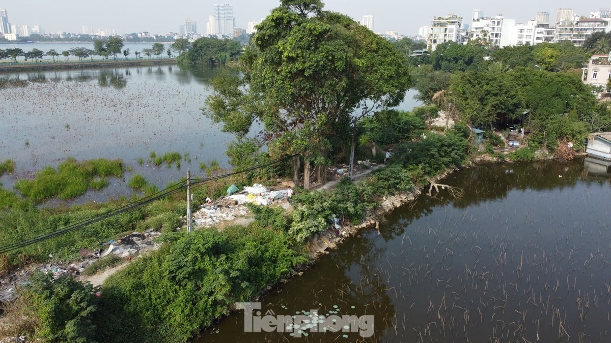 Close-up of two roads along West Lake that will soon be expanded to 21m photo 8