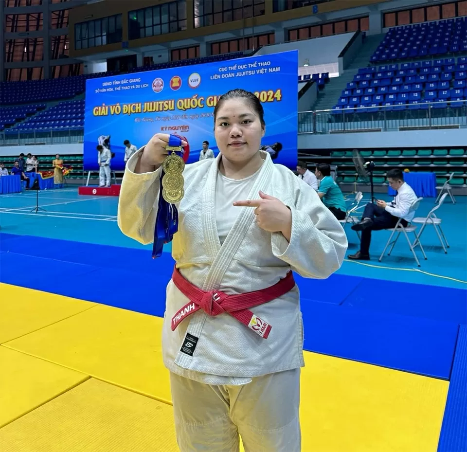 Nguyen Thi Thanh Truc: The shining 100kg wrestler