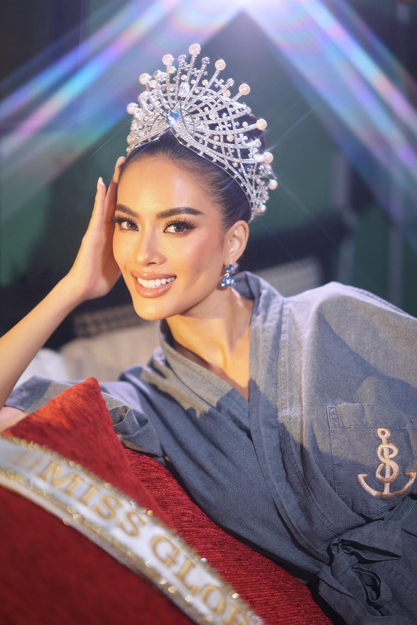 Nhan sắc xinh đẹp quyến rũ đời thường của tân Miss Global 2025 Nguyễn Đình Như Vân - Ảnh 4.