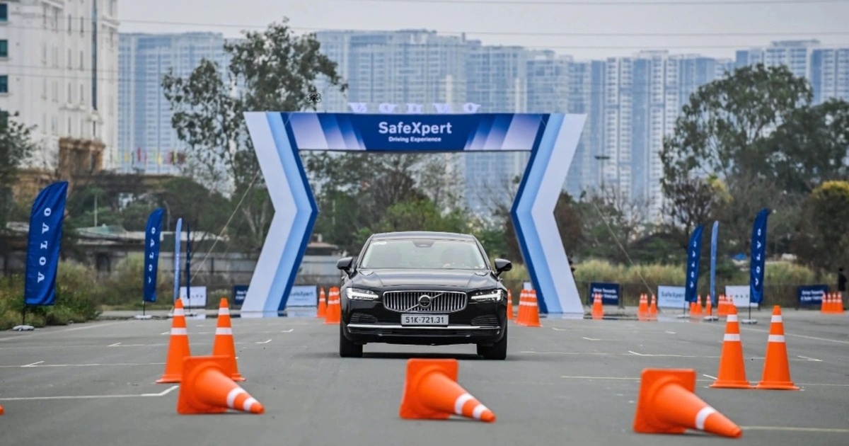 Volvo celebra su primer evento de pruebas de conducción en Vietnam