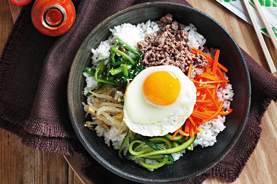 4월 30일을 맞아 한국 음식을 만나보세요 - 놓치지 말아야 할 맛있는 요리 20가지