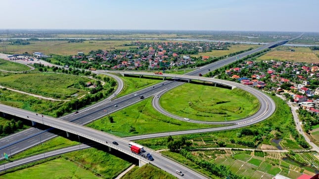 Se espera que se completen casi 1.200 km de autopistas en 2025 foto 2