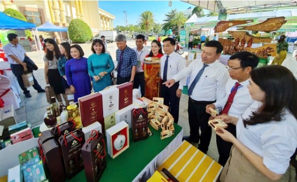 Quang Nam plans to organize an exhibition of OCOP and agricultural products in April 2025