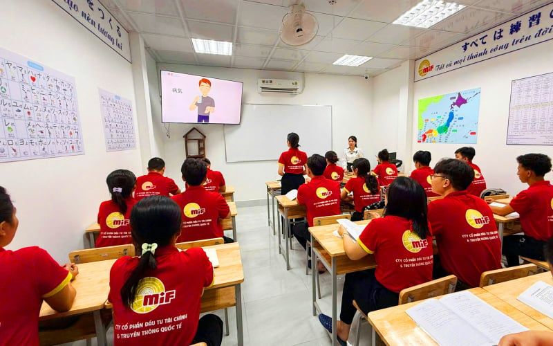 Centre international de langues de Sao Mai (MIF) – Un endroit pour aider les rêves à voler loin -1