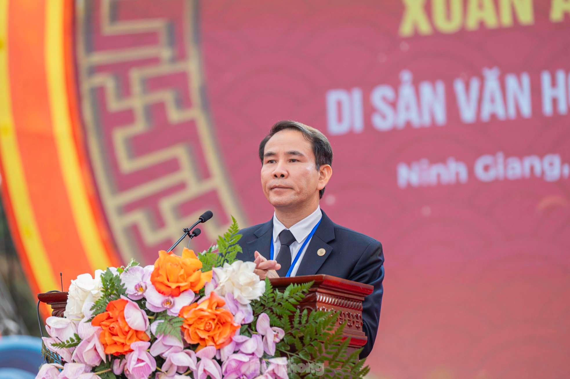 Thousands of people attend Tranh Temple Festival 2025 photo 5