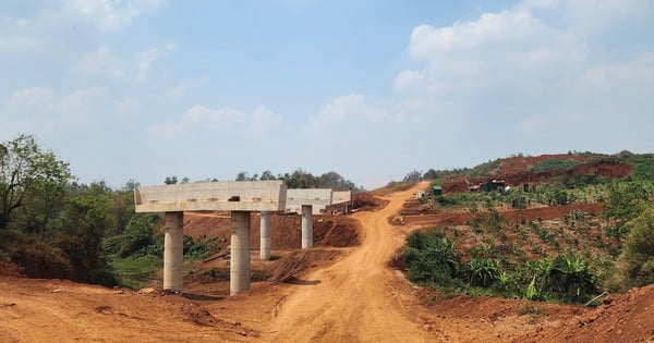 カインホア高速道路建設業者の業務削減と移管の提案