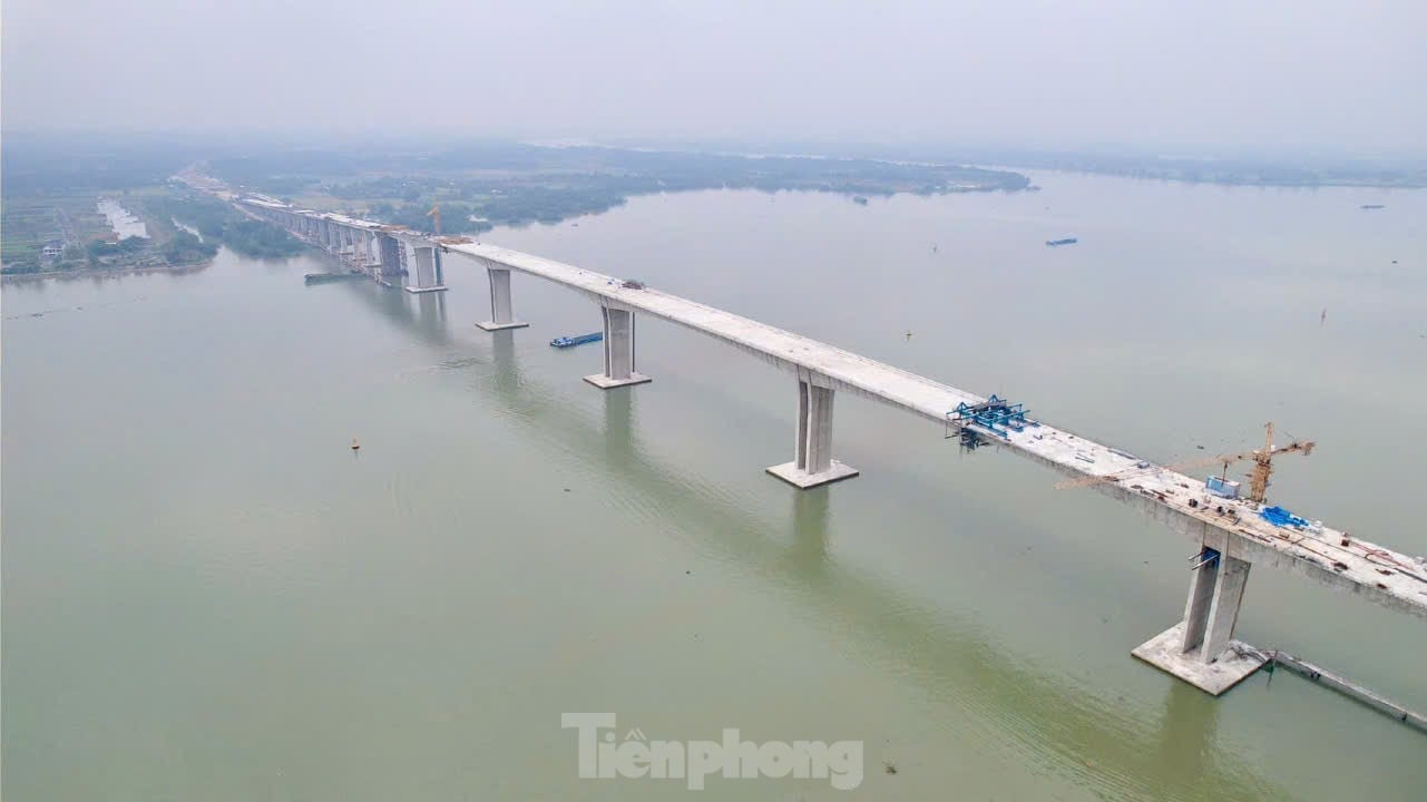 Deputy Prime Minister Mai Van Chinh inspects the Ho Chi Minh City Ring Road 3 project photo 3