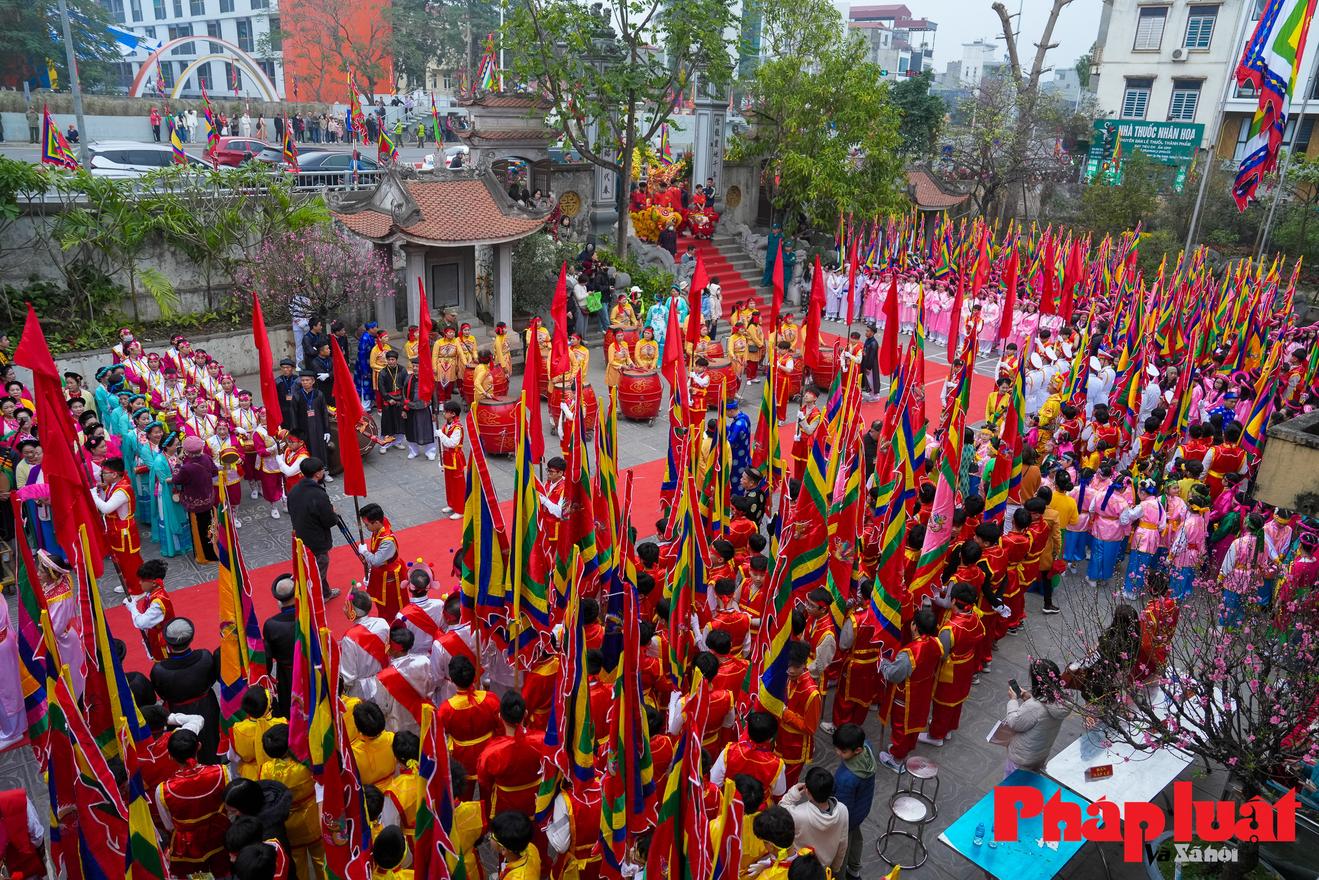 เทศกาลบ้านชุมชน Nhat Tan: มรดกทางวัฒนธรรมที่จับต้องไม่ได้ของชาติ สถานที่ที่คุณค่าทางจิตวิญญาณและประเพณีมาบรรจบกัน