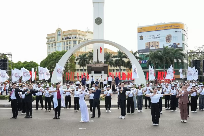 Ấn tượng Lễ hội đường phối 2025 - 'Buôn Ma Thuột - Điểm đến của cà phê thế giới'