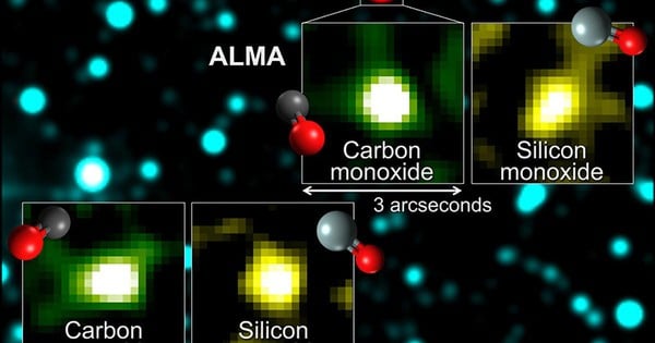 「エイリアンの氷」と思われる奇妙な物体が2つ出現