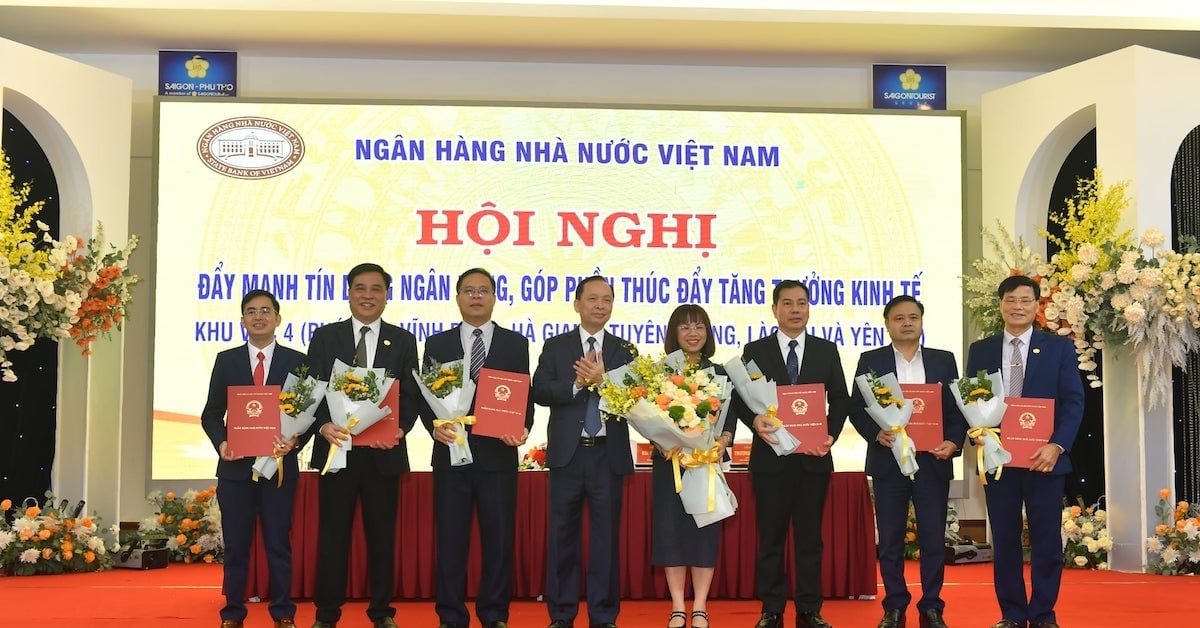 Ngân hàng Nhà nước chi nhánh Khu vực 4 đi vào hoạt động, lãnh đạo gồm những ai?