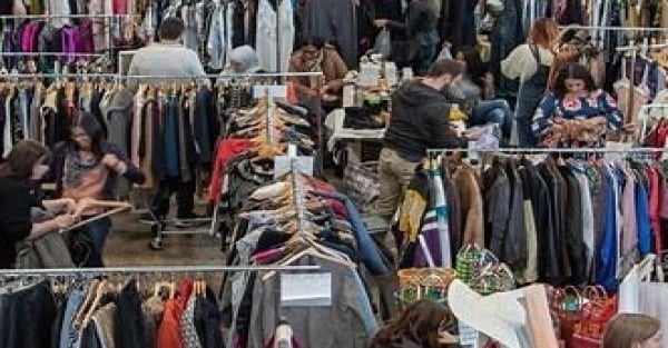 Por qué se está desacelerando el crecimiento de las ventas minoristas en el Reino Unido