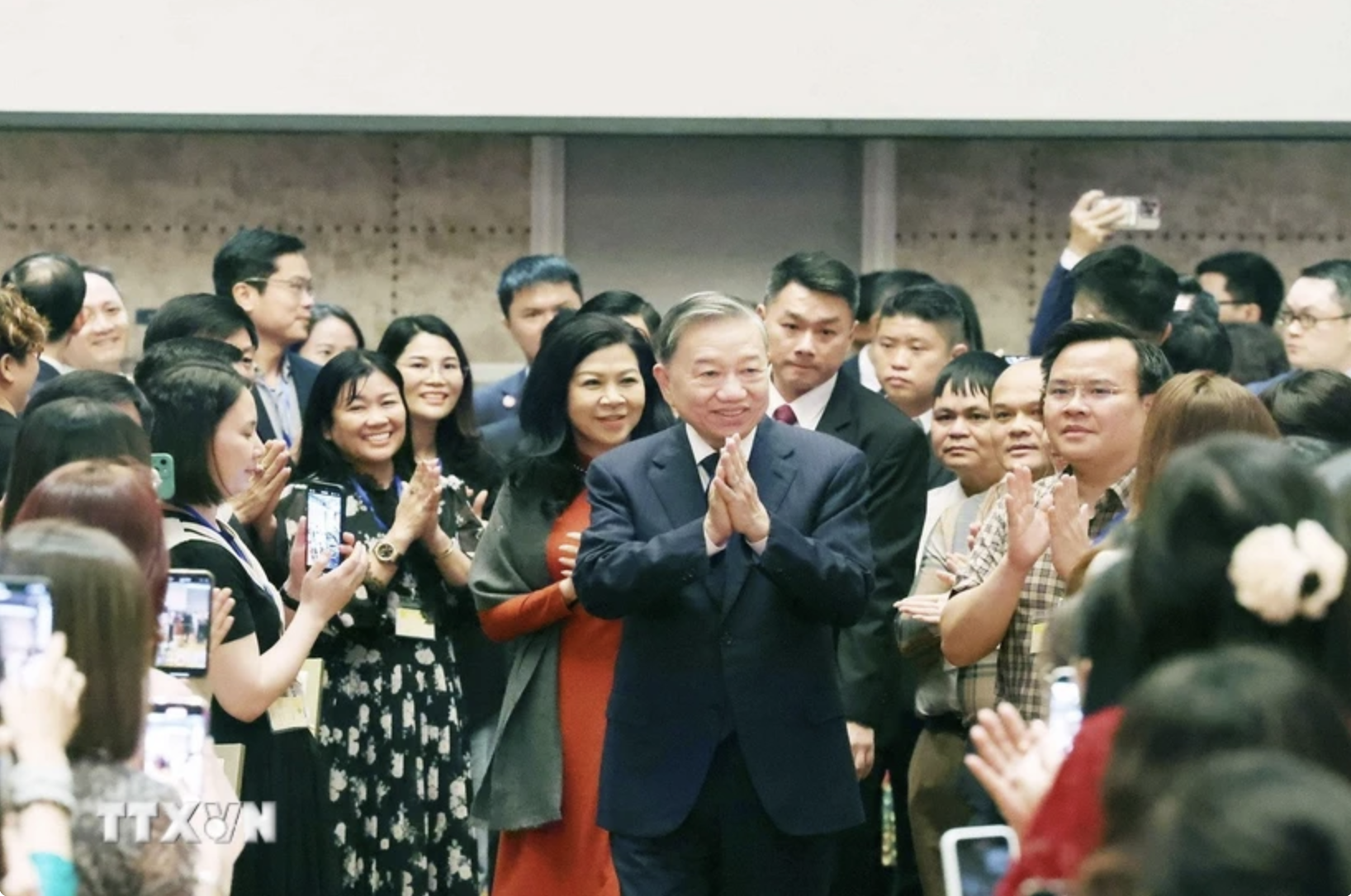 Tổng Bí thư Tô Lâm: Xây dựng cộng đồng người Việt Nam tại Singapore ngày càng vững mạnh- Ảnh 1.