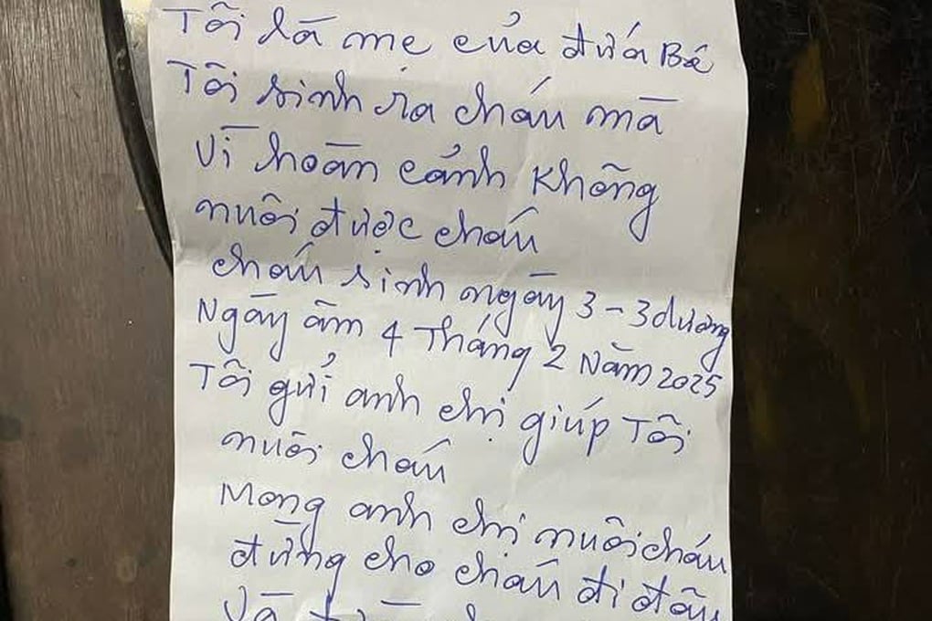 Bé gái bị bỏ rơi với lời nhắn đừng cho cháu đi đâu - 2