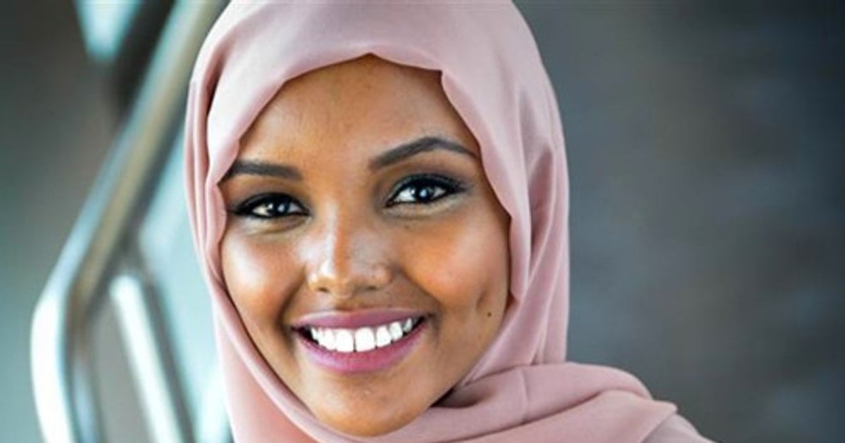 Halima Aden, “viên ngọc Somalia”