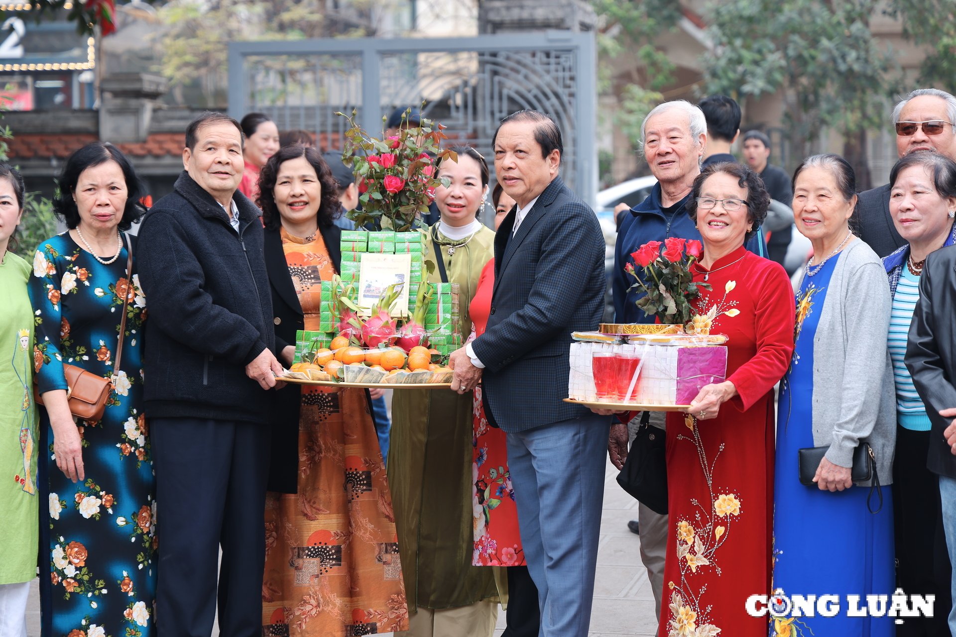 ពិធីបុណ្យប្រពៃណីពិសេស Dinh Ha Yen Quyet Phuong Yen Hoa រូបភាព ៧