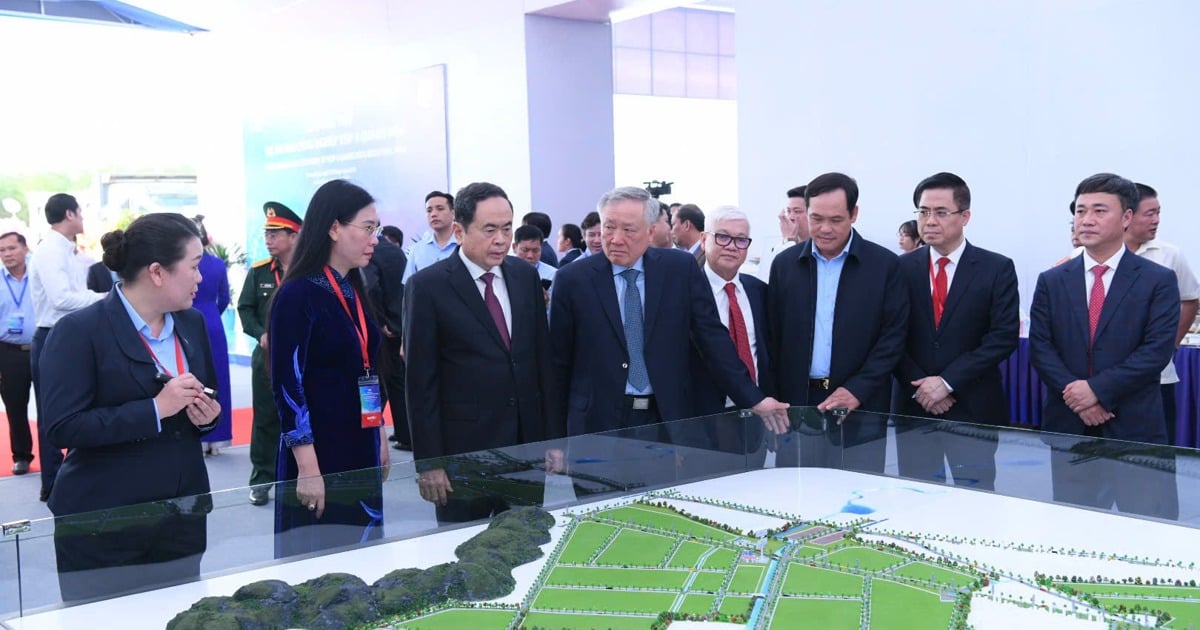 Cérémonie d'inauguration du parc industriel VSIP II de Quang Ngai