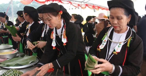 Einzigartiges Erlebnis beim Verpacken von buckligem Chung-Kuchen beim Tay Thien Festival