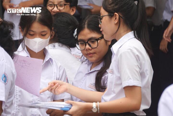 Candidates taking the 10th grade entrance exam in Ho Chi Minh City in 2024. (Illustration photo: Thy Hue)