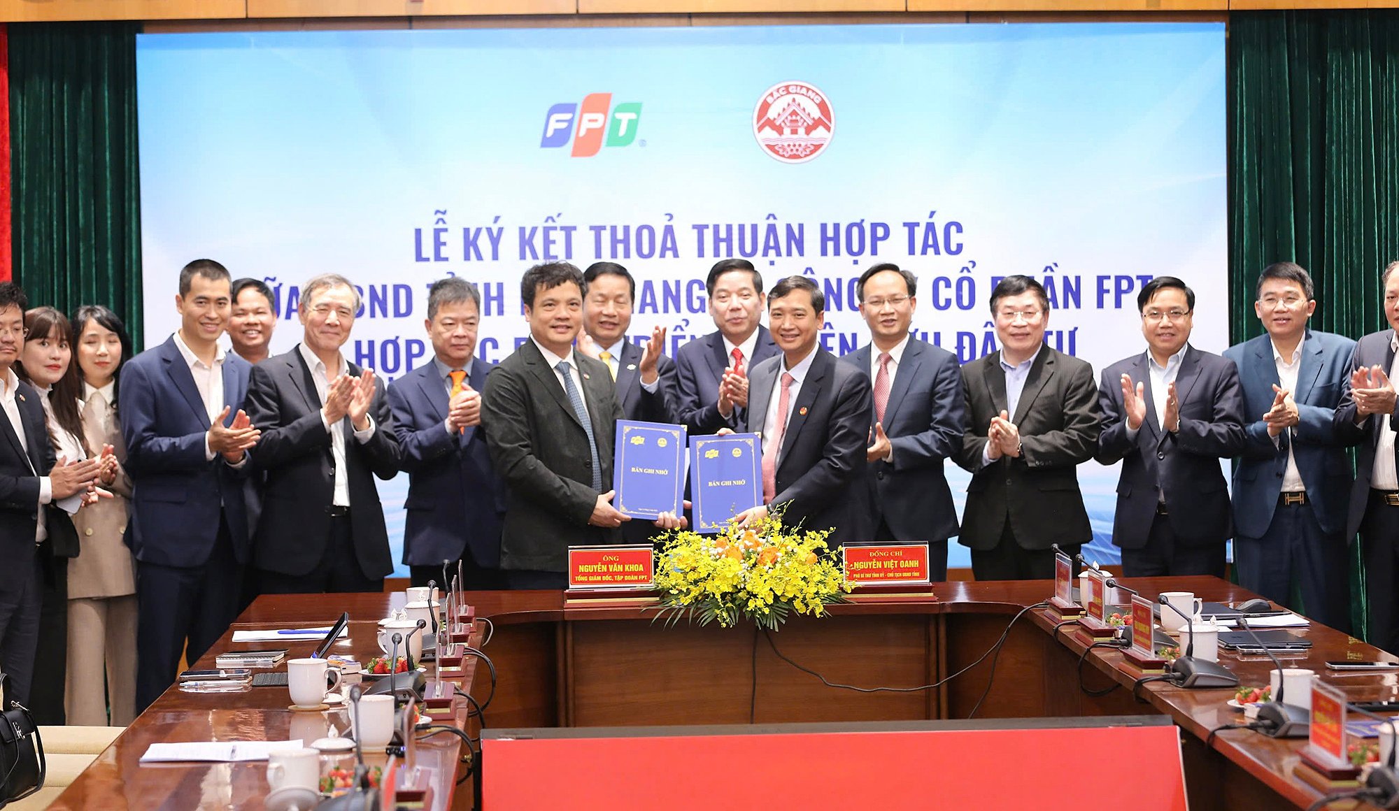 FPT cooperates strategically with Bac Giang to develop semiconductor industry and digital transformation