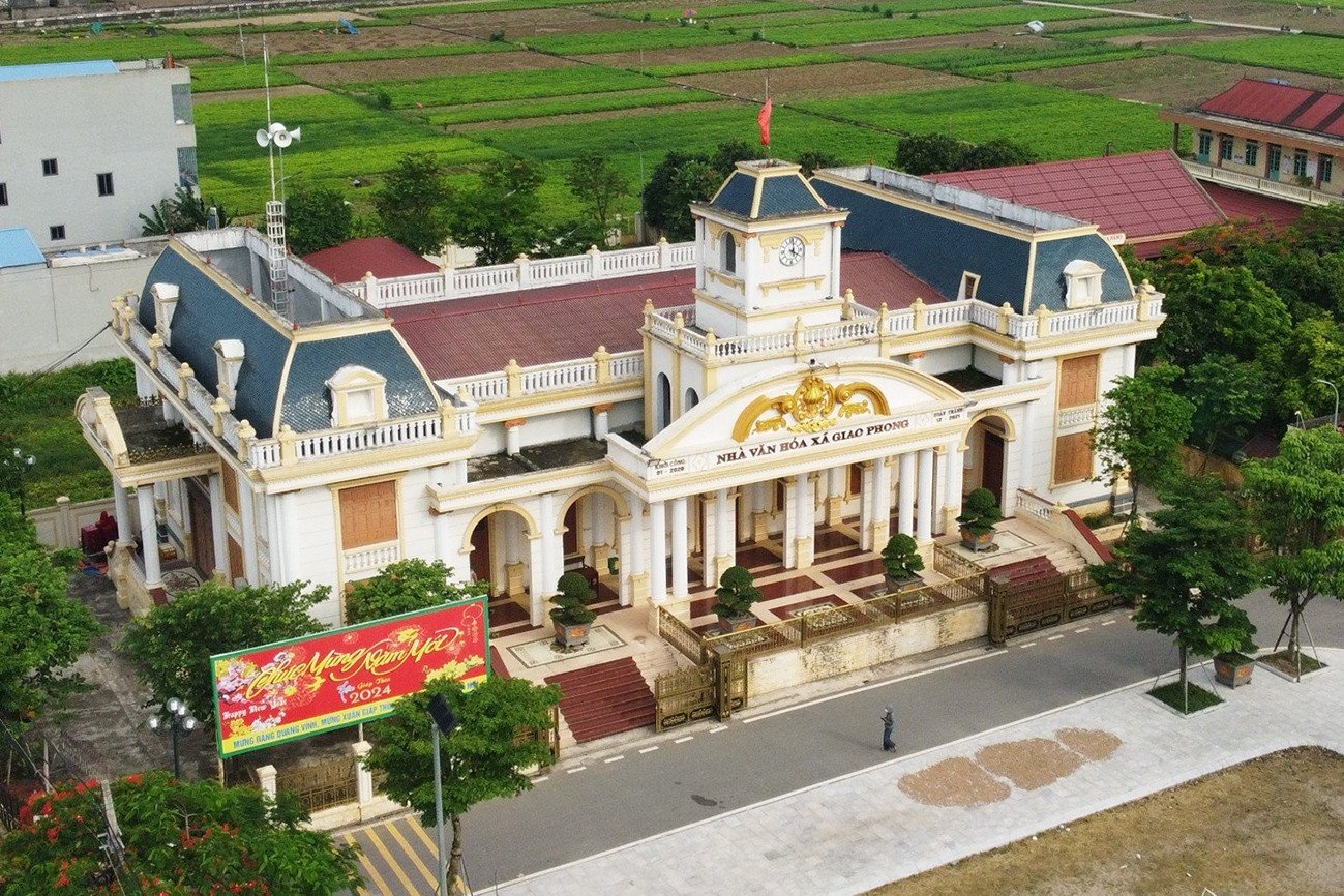 Das kommunale Kulturhaus in Nam Dinh hat europäischen Stil