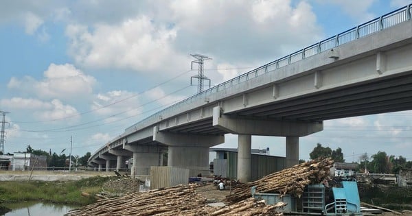 Why is Highway 830E connecting to Ho Chi Minh City Expressway?