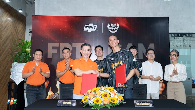 FPT and the handshakes that will change the map of Vietnamese eSports