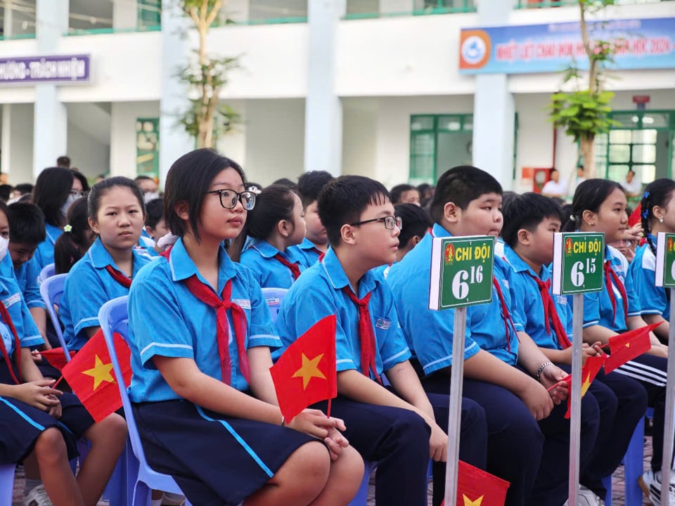 TP Hồ Chí Minh đảm bảo tuyển sinh thuận lợi cho học sinh lớp 1 và lớp 6 được học gần nơi ở.