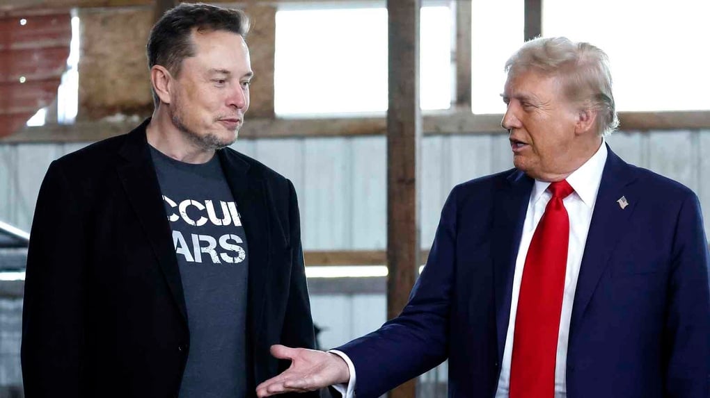 Ông Trump hứa mua xe Tesla ủng hộ tỷ phú Musk giữa làn sóng tẩy chay - 1