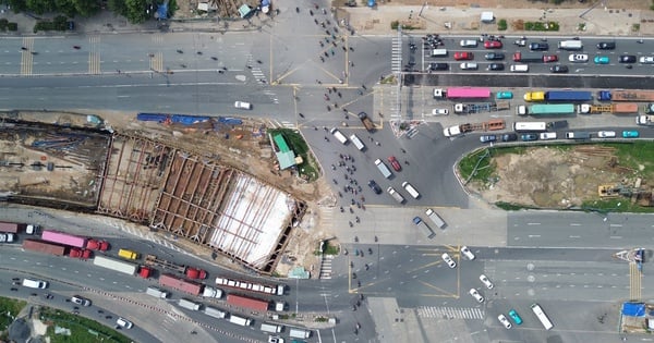 Nearing the finish line, the largest intersection in Ho Chi Minh City is still stuck with land clearance issues