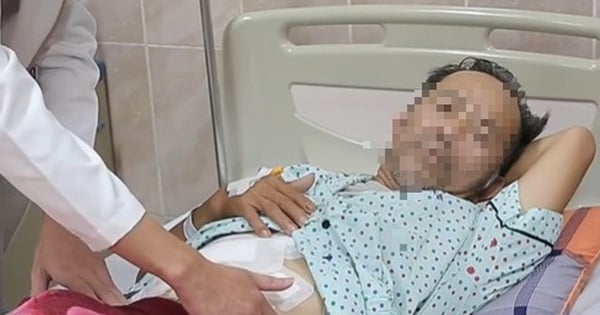 Un hombre afortunado detecta el cáncer de hígado de forma temprana haciendo algo que muchos vietnamitas ignoran