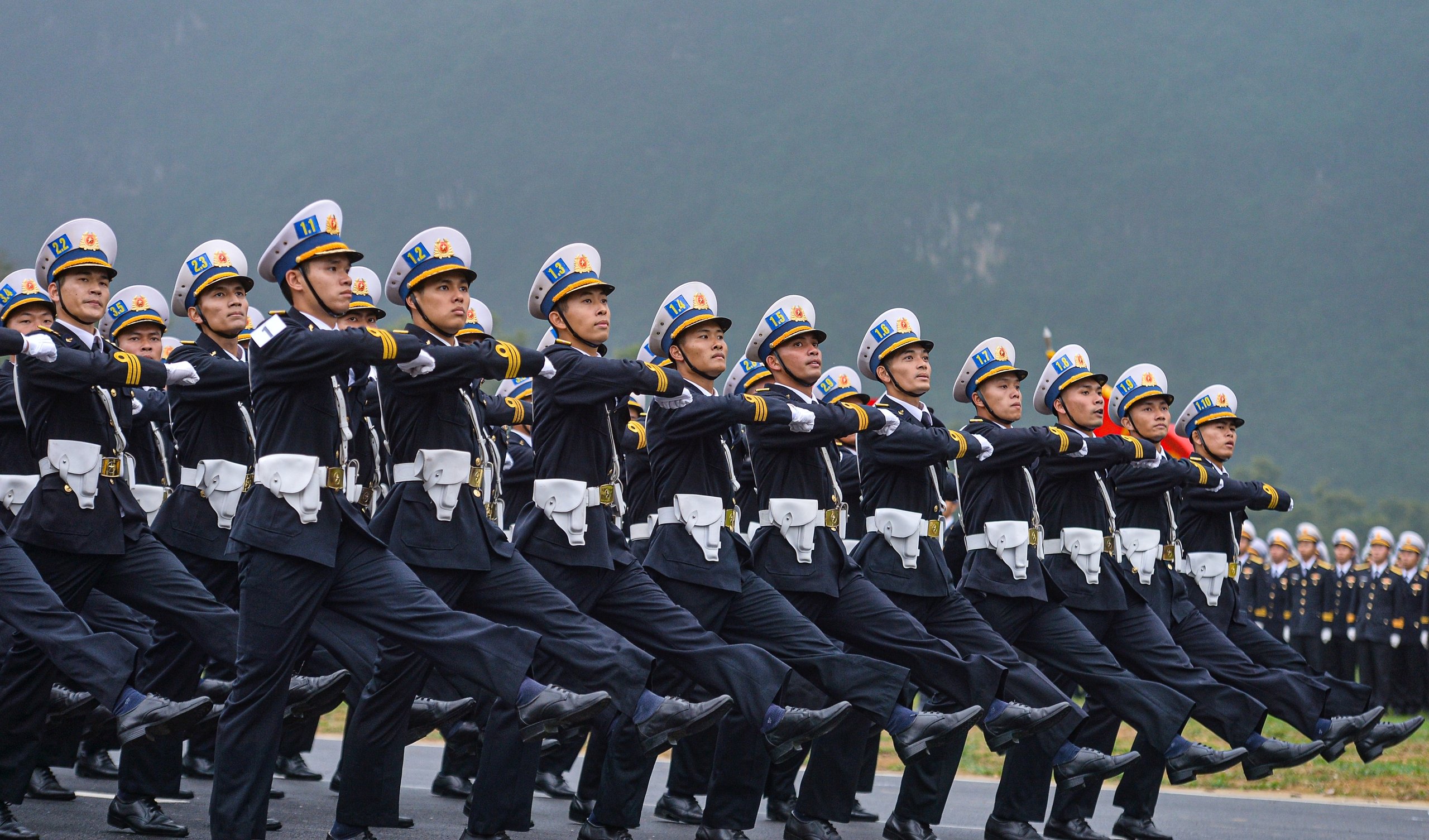 Lá cờ đặc biệt trong buổi hợp luyện diễu binh kỷ niệm thống nhất đất nước - Ảnh 19.