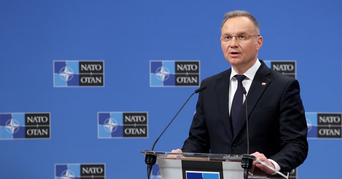 Polish President Urges US to Transfer Nuclear Warheads