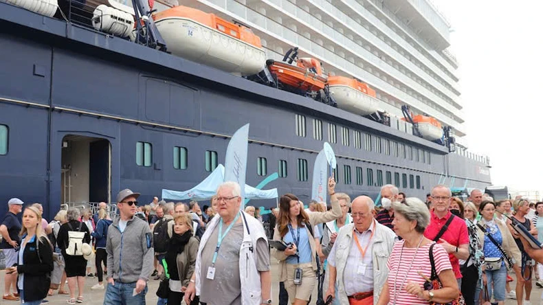 Quang Ninh explota eficazmente a los turistas de cruceros (foto 2)