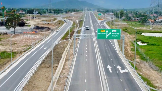 How are the highway projects in Khanh Hoa currently? photo 2