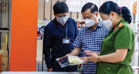 Businesses violating food safety in Hanoi will have their information made public