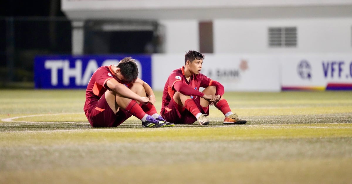 Smiles and tears: Emotional images before the semi-finals of the TNSV THACO cup