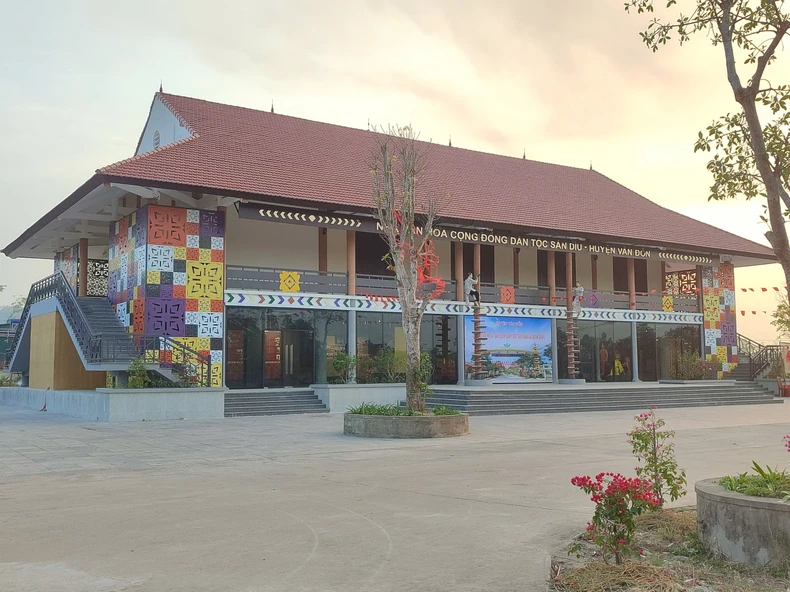 Quang Ninh: Innovación turística desde la aldea cultural étnica de Van Don