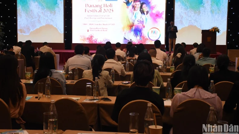 Đà Nẵng công bố chương trình kích cầu du lịch năm 2025 ảnh 1