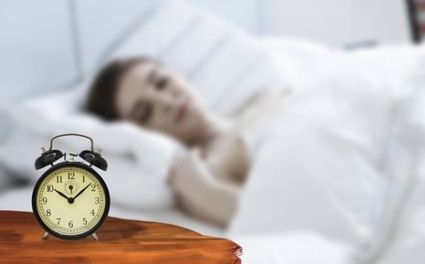 Check out these 6 tips to beat those sleepless nights.