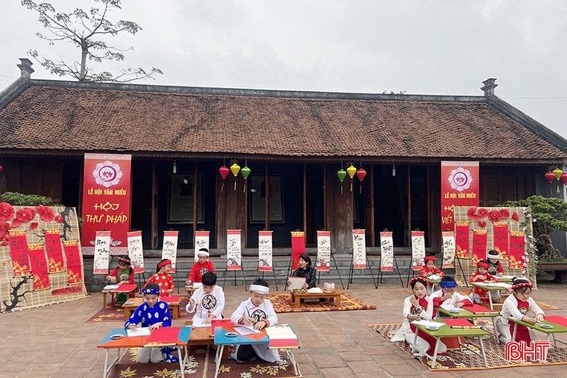 ハティン寺祭りは3月14日から16日まで開催されます。写真1