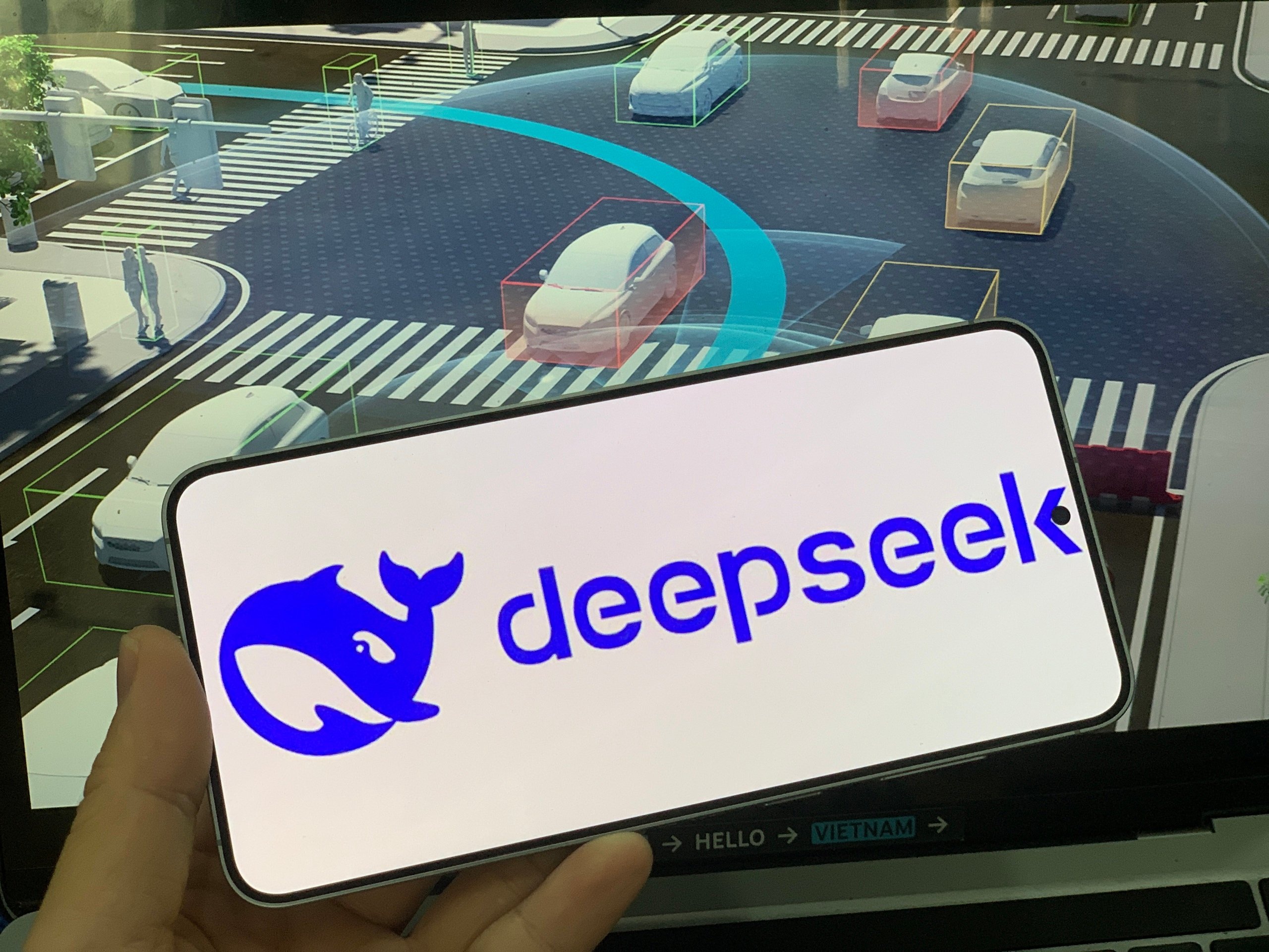 DeepSeek bùng nổ mọi ngóc ngách tại Trung Quốc, AI nội địa lên ngôi - 2