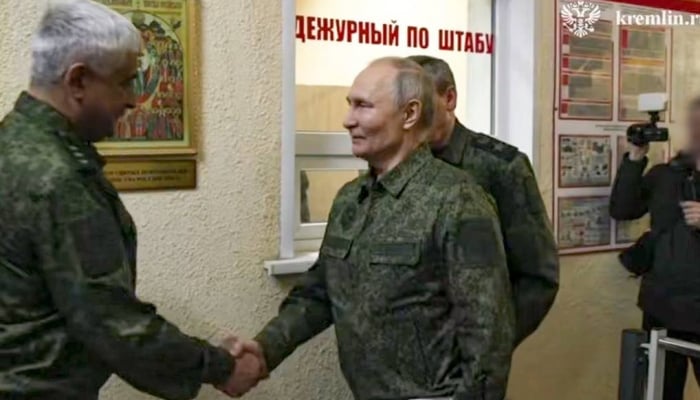 Putin visits and urges Russian army to liberate Kursk region